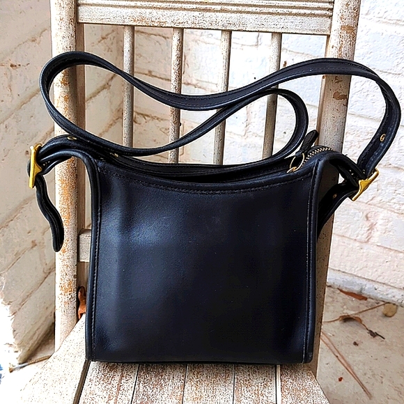 Vintage COACH small Legacy Crossbody bag w Sparkly Star Coach bag tag - Picture 2 of 16